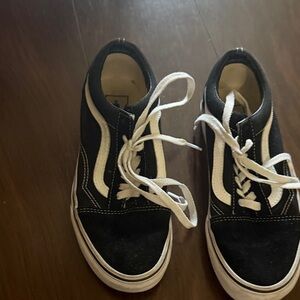 Women’s Vans  Black and White Skate Shoes - Classic Low-Top